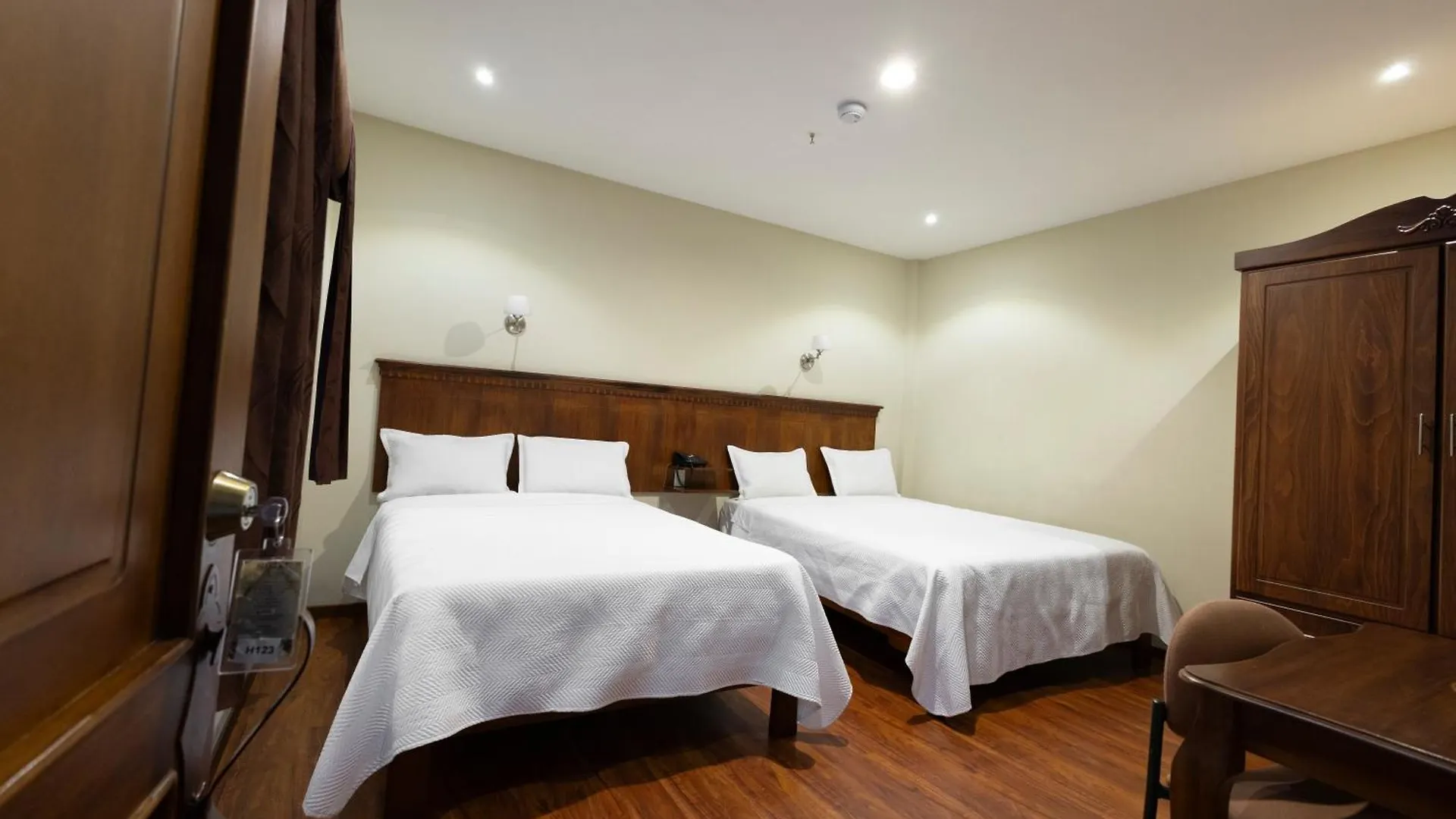 Hotel & Suites El Quijote Cuenca