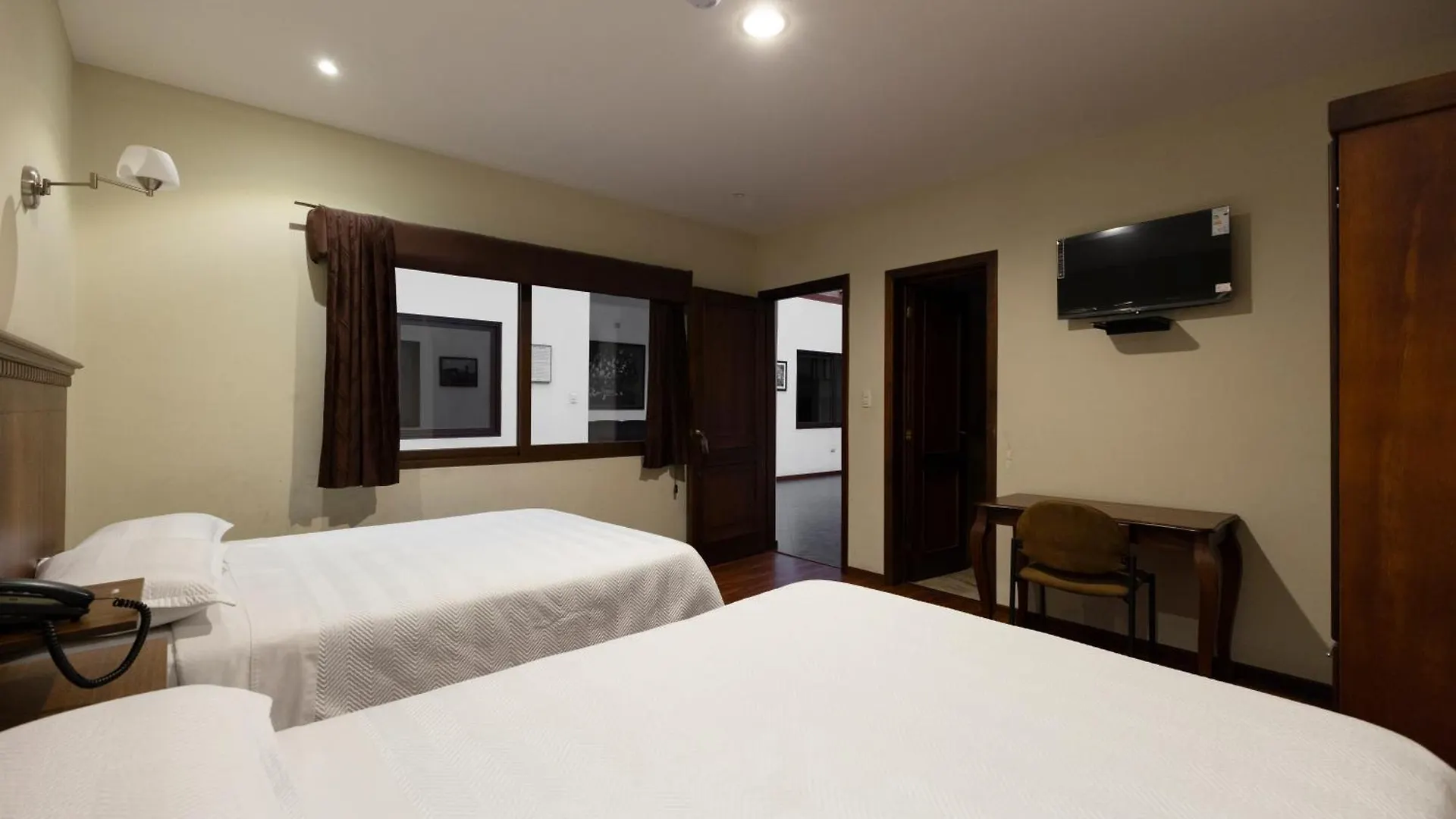 Hotel & Suites El Quijote Cuenca