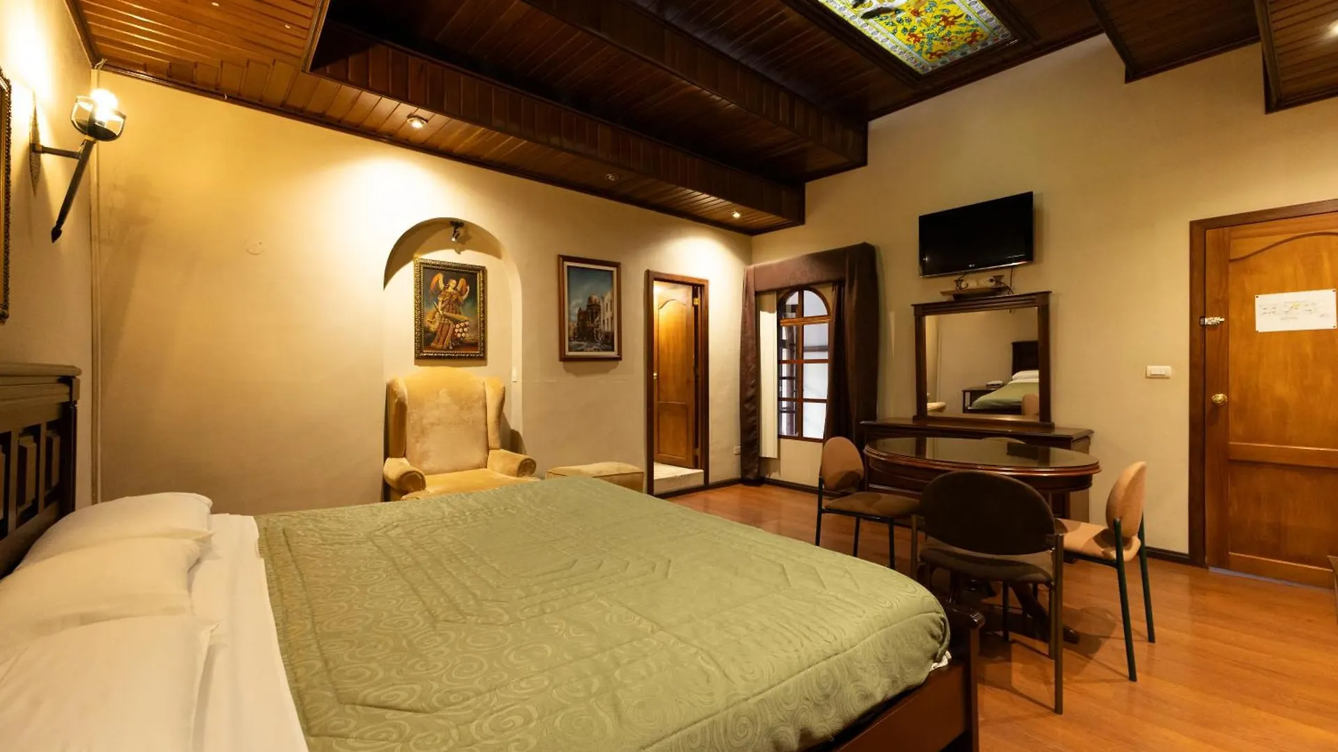 Suites&Hotel El Quijote Cuenca Hotel