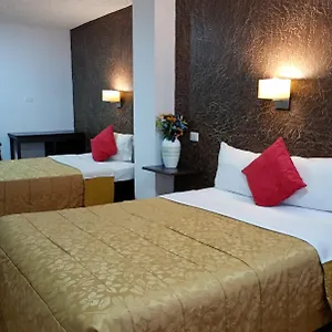Hotel Tomebamba