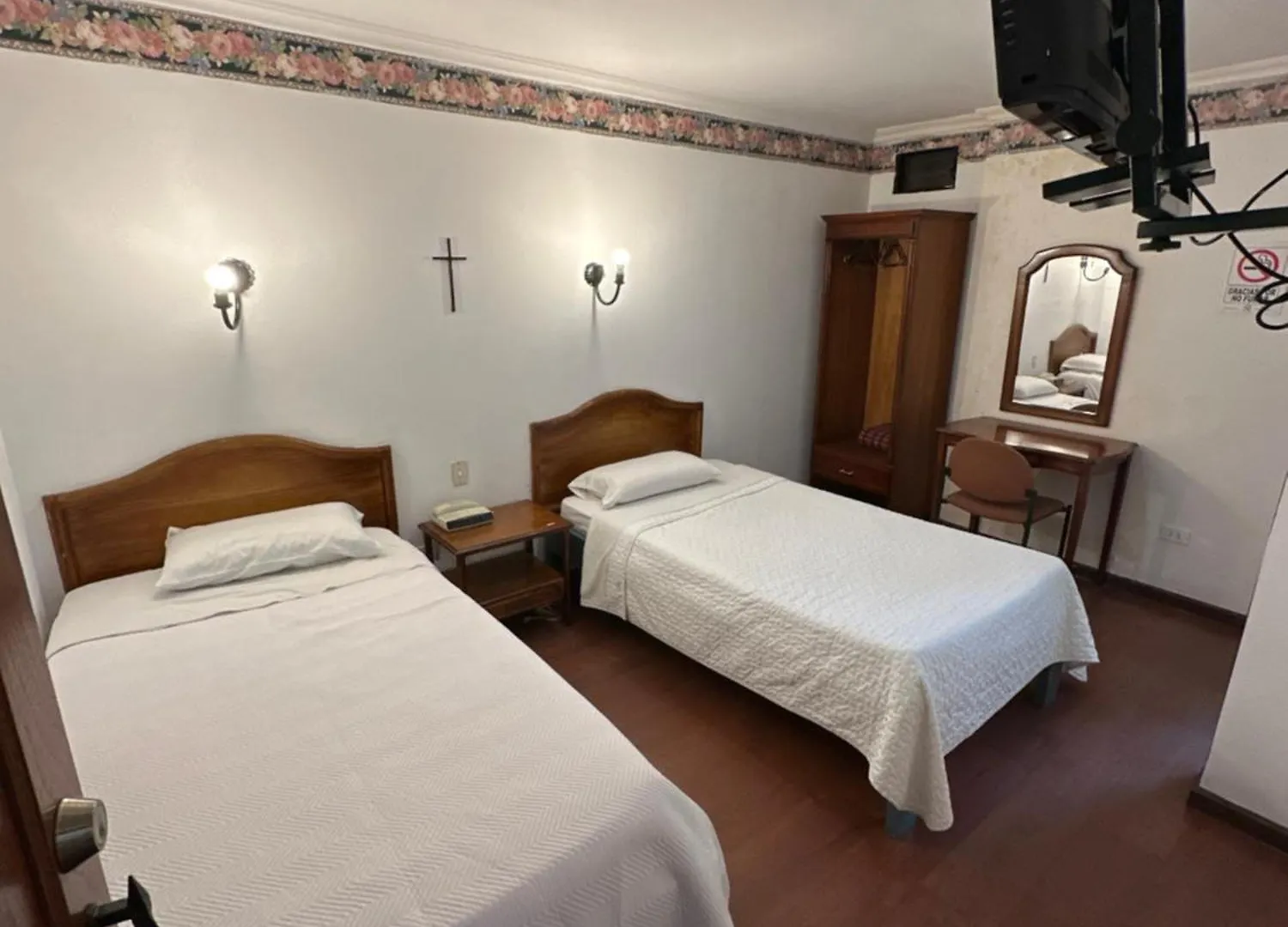 Hotel & Suites El Quijote Cuenca