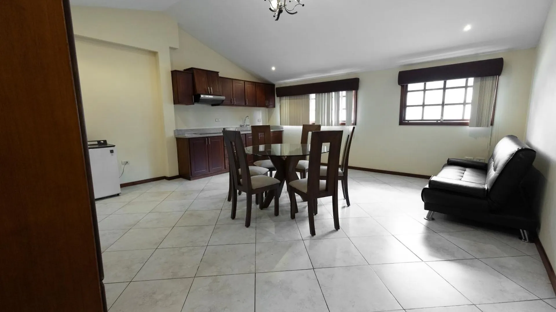 Hotel & Suites El Quijote Cuenca