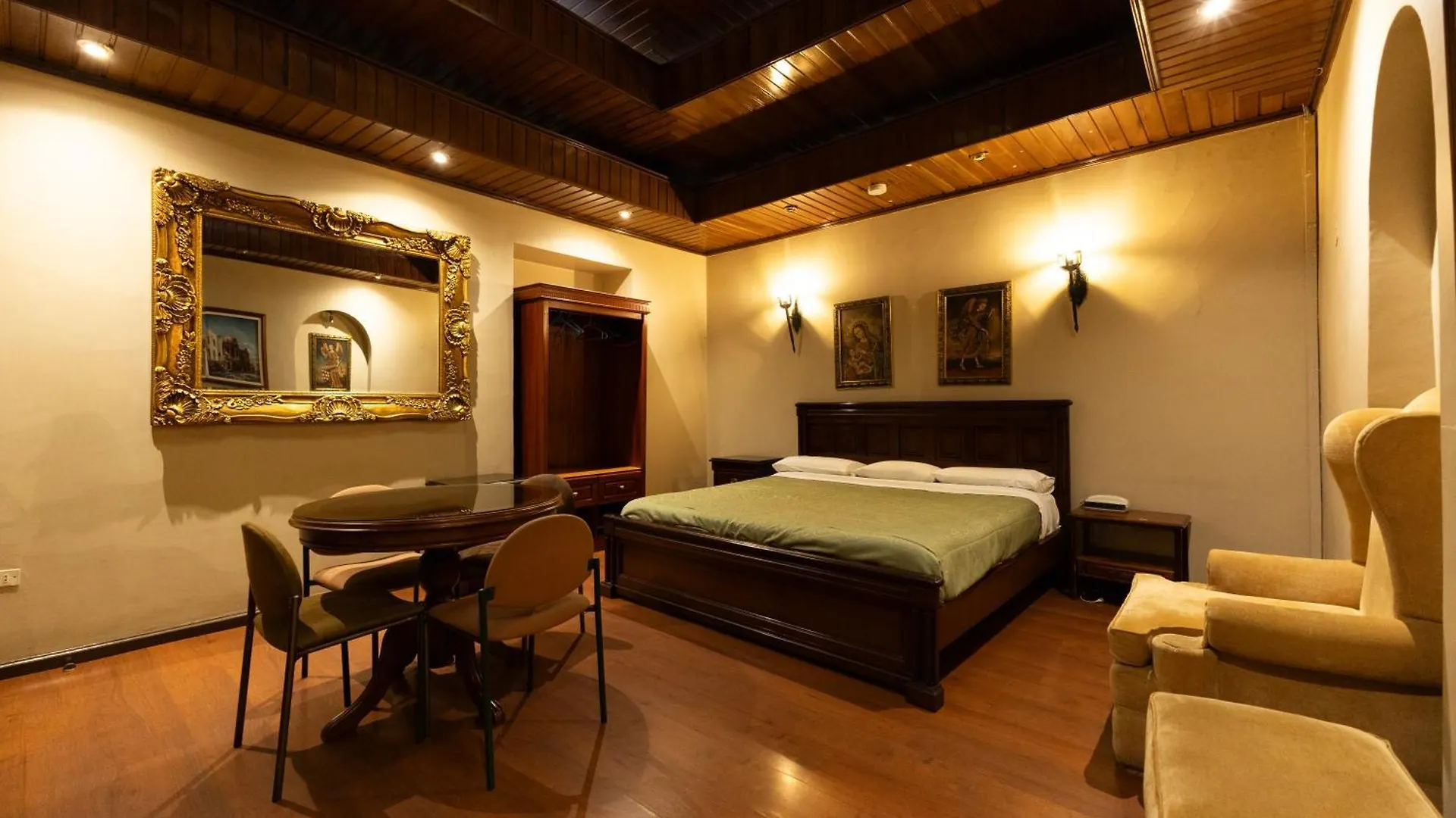 Hotel & Suites El Quijote Cuenca