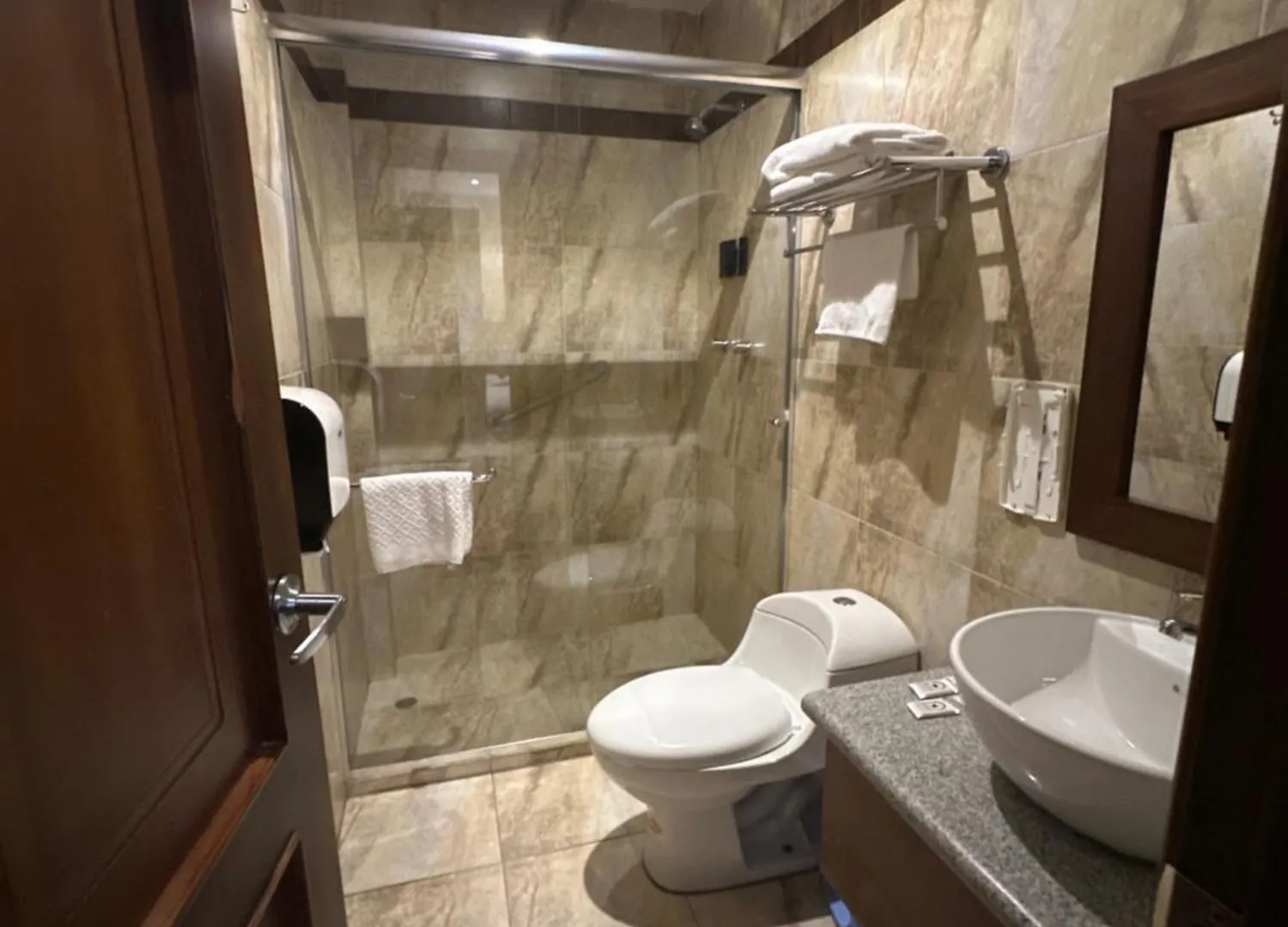Hotel & Suites El Quijote Cuenca